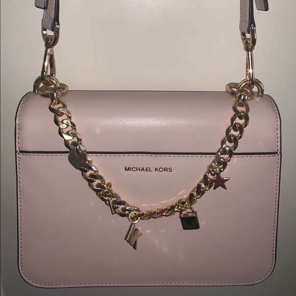 Michael Kors Blush Crossbody with Gold Charm Chain - Picture 5 of 16